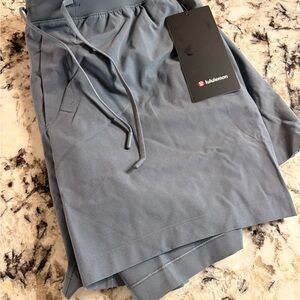 lululemon athletica Men's Grey Athletic Shorts